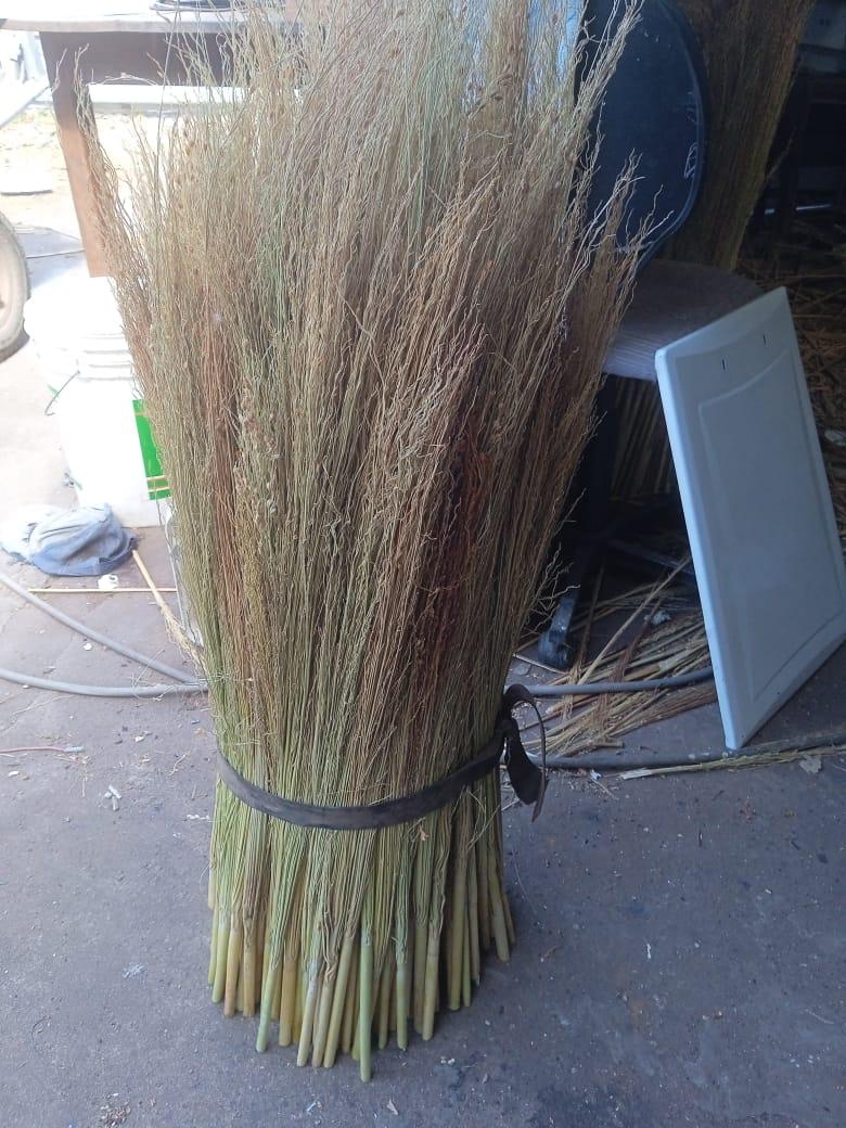 FABRICA DE VASSOURAS E PREGÃO BRASIL